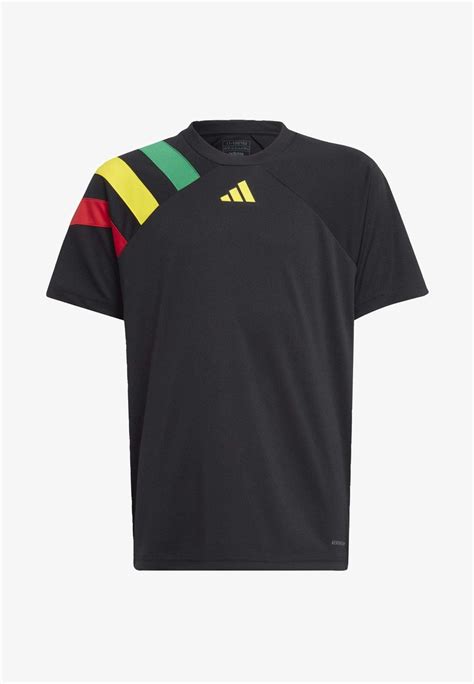 adidas shirt gelb rot grün blau|Grüne T.